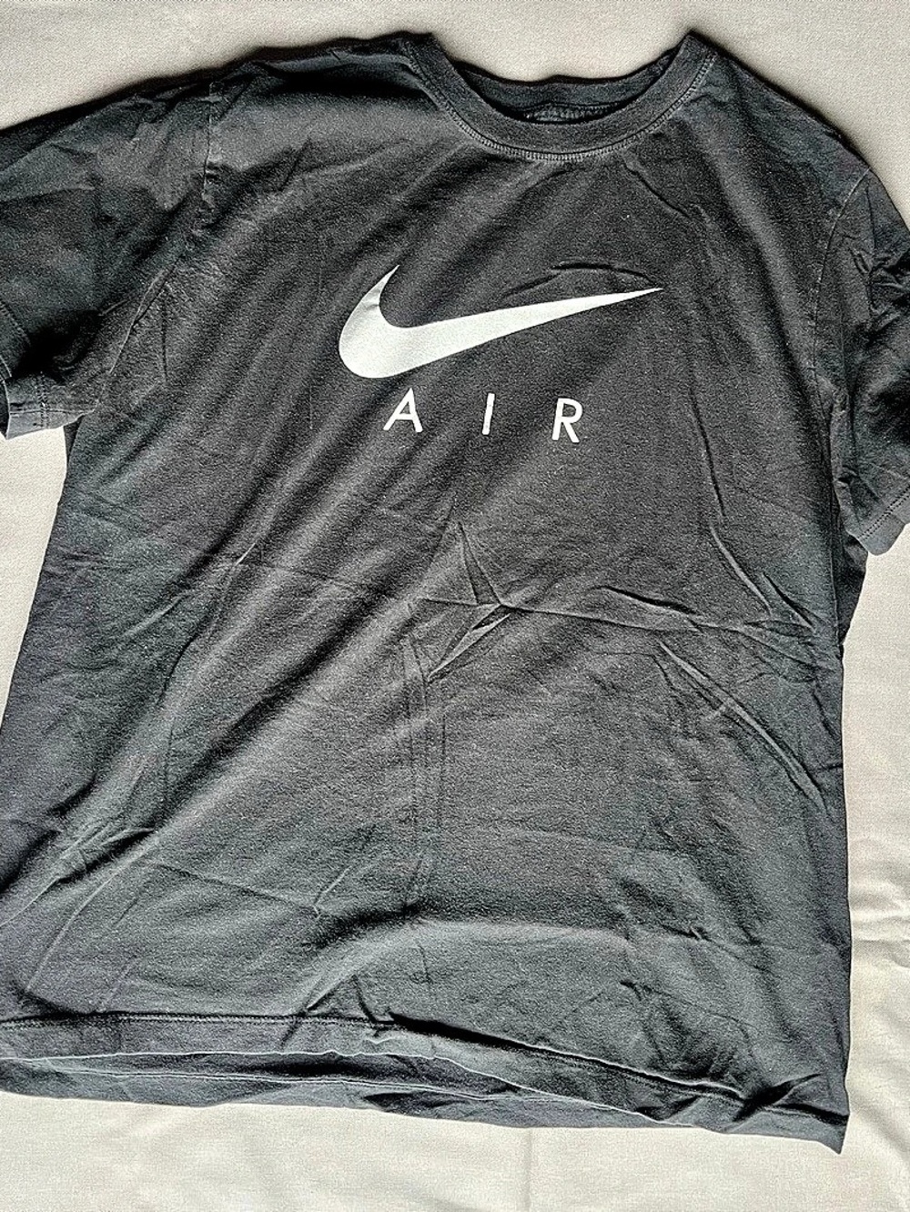 Nike Air Graphic T-Shirt Short Sleeve Tee, Black